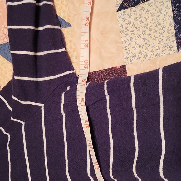 EUC Blue/White Striped Top. Button V-neck. 3/4 sleeves. Size XL - Picture 7 of 8